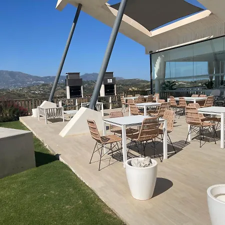 Apartment 2-bedroom-apartment With A Terrace, Pool, Gym Malaga