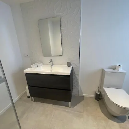 2-bedroom-apartment With A Terrace, Pool, Gym *
