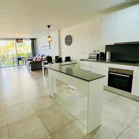 2-bedroom-apartment With A Terrace, Pool, Gym Málaga
